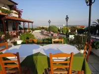 Hotel Paradise - 3-Star