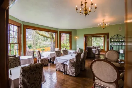 The Campbell House Inn