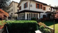 Villa Marisa Hotels near Borgo Calvenzano