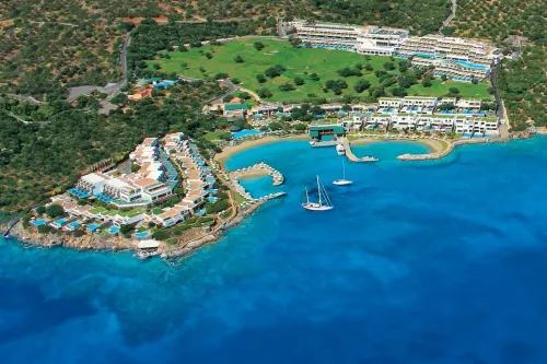 Porto Elounda Golf & Spa Resort, Six Senses Spa Hotels in Eloúnta