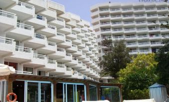 Apart Hotel Ponderosa - Housity