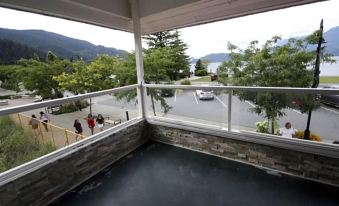 Harrison Spa Motel