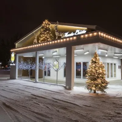 Hotel & Suites Monte-Cristo Hotels near Les Rivières