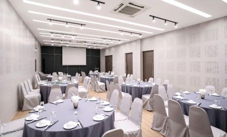 Xotel - Housity
