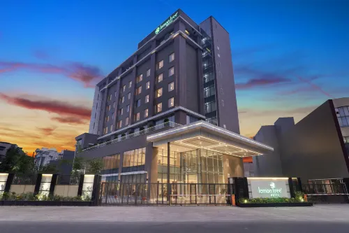 Lemon Tree Hotel, Jhansi Hotels in Jhansi