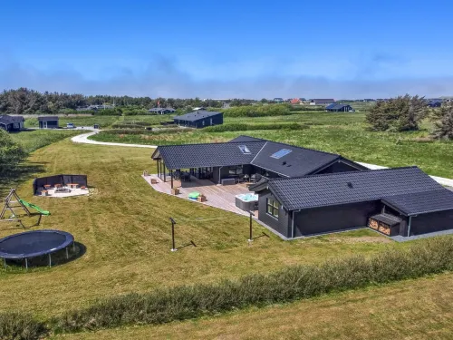 "Amitola" - 700m from the Sea - Boutique