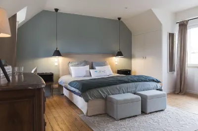 Cottage Santa Teresa Отели рядом с достопримечательностью «le Port de Saint-Cast»