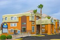 Days Inn & Suites by Wyndham Tucson/Marana Hotels in Marana