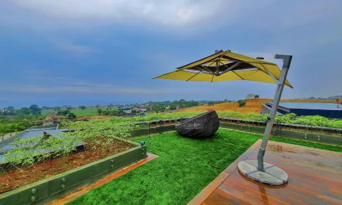 Aria Resort & Spa