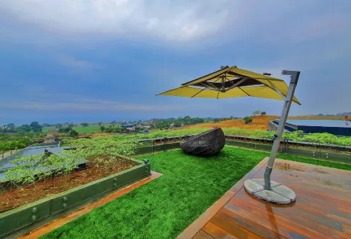Aria Resort & Spa Hotels in Khambale