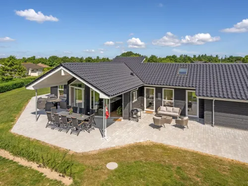 "Elsebet" - 600m from the Sea - Boutique