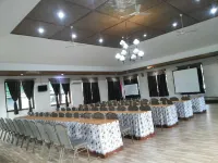 Villa Bukit Pinus Hotels in Caringin