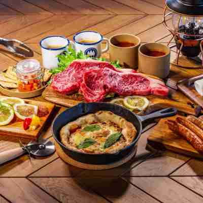 オカヤマグランピングソラニア Dining/Meeting Rooms