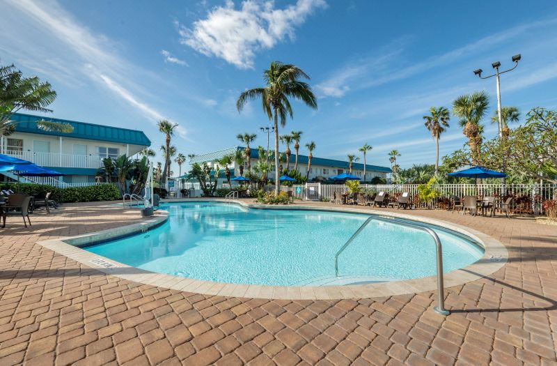 Best Western Cocoa Beach Hotel Suites photo 3