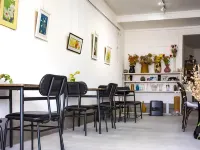 Guest Cafe Kuchikumano فنادق في كاميتوندا