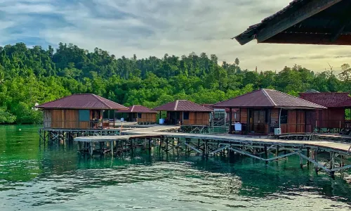 Coriana Dive Resort