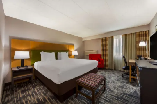 Wingate by Wyndham Lincoln Airport East ハイランズ・ゴルフコース周辺のホテル