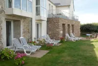 Logis Hôtel Vent d'Iroise Hotel a Plougonvelin