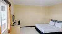Permata Inn Slawi Hotel di Adiwerna