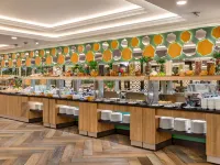 溫德姆巴庫 8 Ноября附近的飯店
