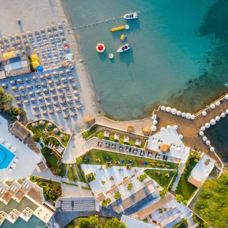 Design Plus Seya Beach Hotel