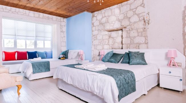 Begonvil Butik Otel by Aliki Alacati