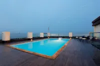 Nataraj Sarovar Portico Jhansi - piscina