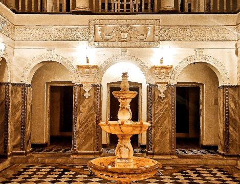 바리 코티 헤리티지 호텔 레스토랑 또는 공용 공간