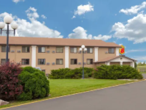 Super 8 by Wyndham Clear Lake Hotels in Clear Lake