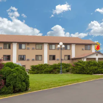 Super 8 by Wyndham Clear Lake Отели в г. Клир Лейк