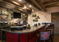 The Sage Hotel - bar