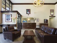 Days Inn & Suites by Wyndham Tuscaloosa - Univ. of Alabama Hotels in Tuscaloosa County