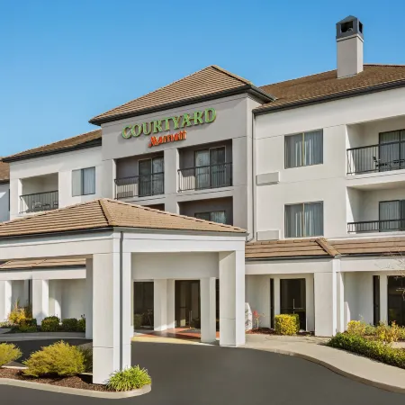 Courtyard Roseville