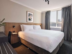 The Pensione Hotel Perth, an EVT hotel