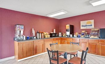 Days Inn by Wyndham Joelton/Nashville