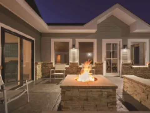 คันทรีอินน์แอนด์สวีทส์ บายเรดิสัน นอร์ทฟิลด์ MN โรงแรมในNorthfield