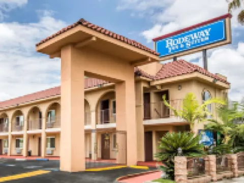 Rodeway Inn & Suites Hotels in Bellflower