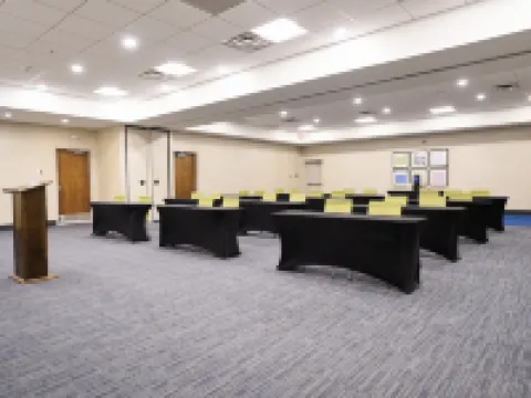 Holiday Inn Express CHARLESTON-CIVIC CENTER by IHG โรงแรมในชาร์ลสตัน