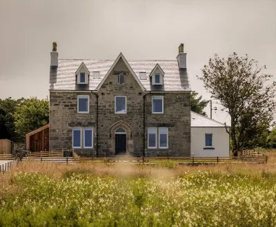 The Cabins - House of Juniper
