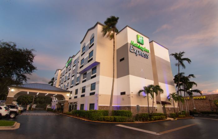Holiday Inn Express & Suites FORT LAUDERDALE AIRPORT WEST by IHG