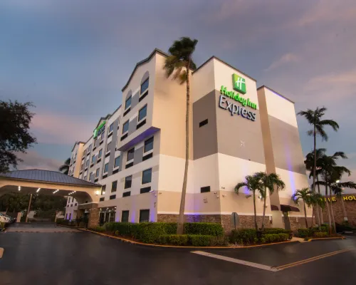 Holiday Inn Express & Suites FORT LAUDERDALE AIRPORT WEST by IHG Hotels in Davie