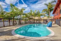 Motel 6 Carlsbad, CA - North - Lemmikkieläimet sallittu