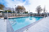 Fairfield Inn & Suites Atlanta Airport North Hotels in East Point