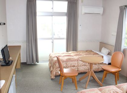 Toyokawa Business Hotel
