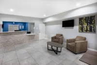 Baymont by Wyndham Freeport Texas - parking