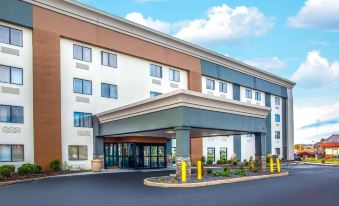 La Quinta Inn by Wyndham St. Louis Hazelwood - Airport North