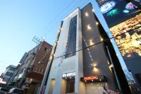 Changwon Myeongseo-Dong No. 25 Hotel Convention Branch فنادق في 