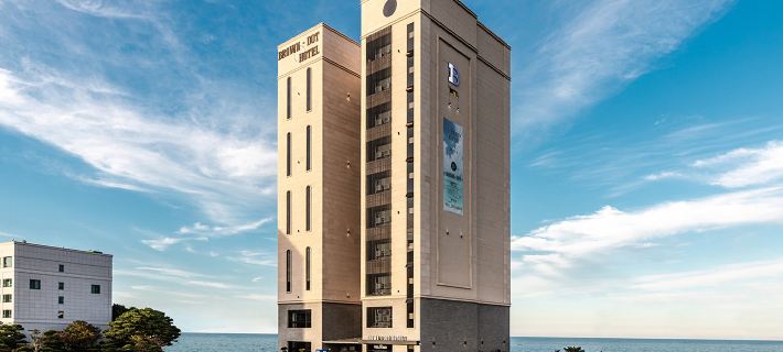Jeongja Beach Brown Dot Hotels in Ulsan