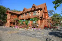 Boryeong Rich Valley Log Village Pension - Swimmingpools