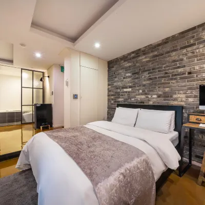 ซินโดริม โนเวมเบอร์ โรงแรมใกล้สถานีกูโร